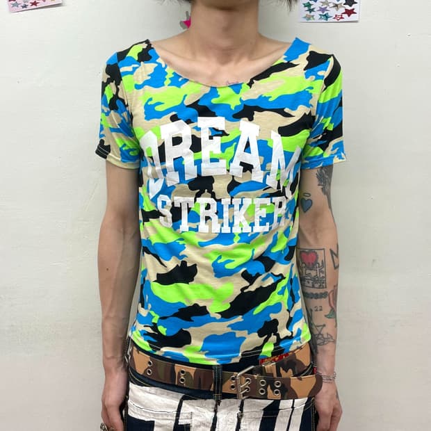 Green camo sporty t-shirt