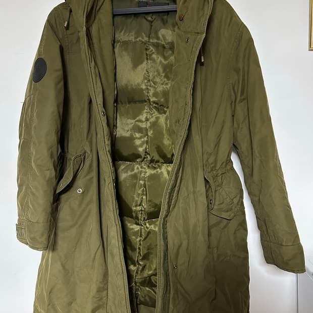 Soup 카키색 후드 패딩 점퍼