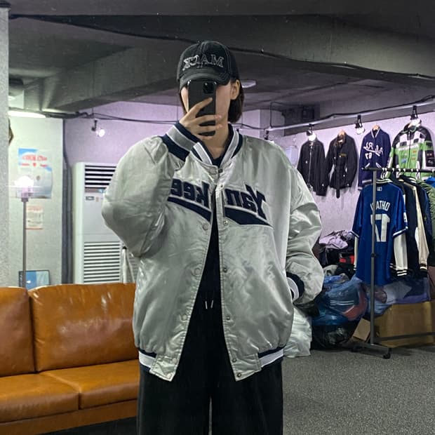 MLB 양키스 실버 새틴 바시티 자켓 B2822