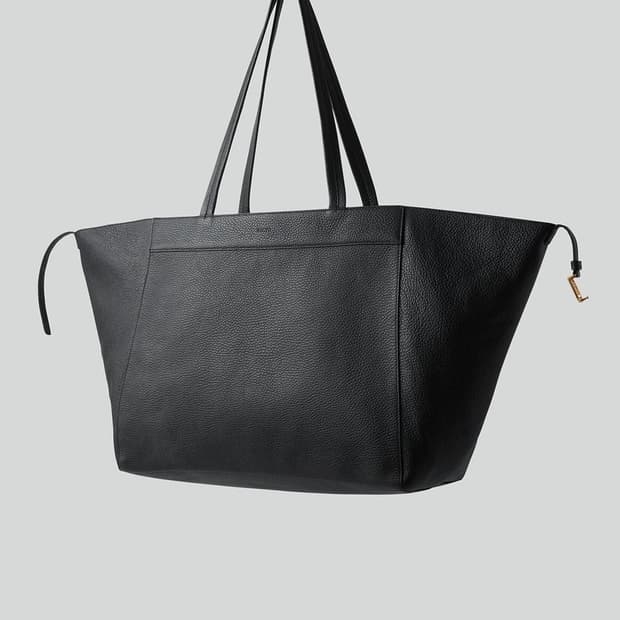 렉토 칼라 라지 카바스 백 블랙 단품 팝니다.