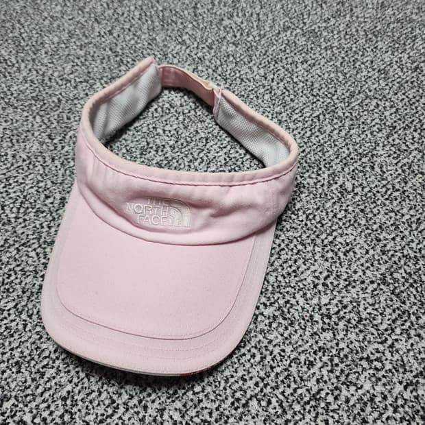 노스페이스 핑크색 썬캡