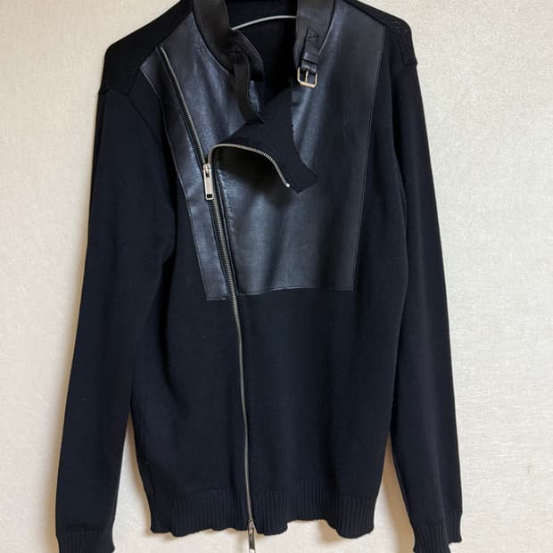 가에타노 나바라 비대칭 레더 펜싱자켓