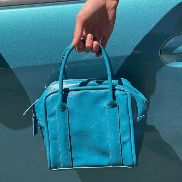 여밈 미니 박스백 아쿠아 