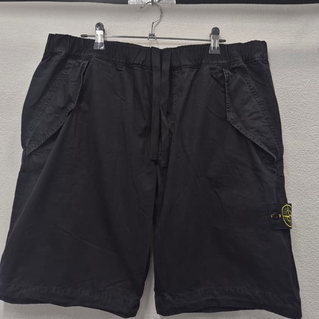 스톤아일랜드 카고 반바지 / 38(정품)