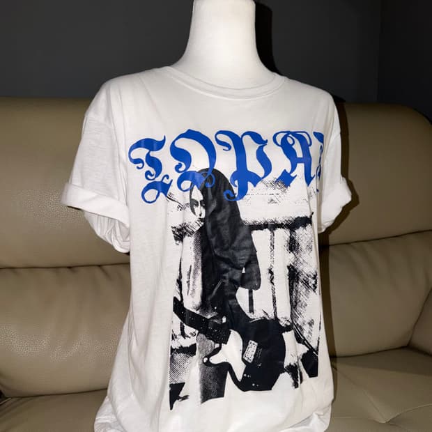 girl printing & lettering t-shirt