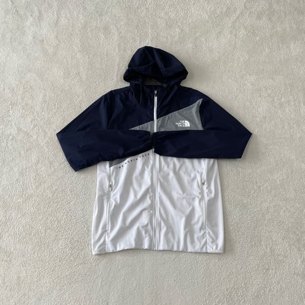 M 노스페이스 경량 후드바람막이 95