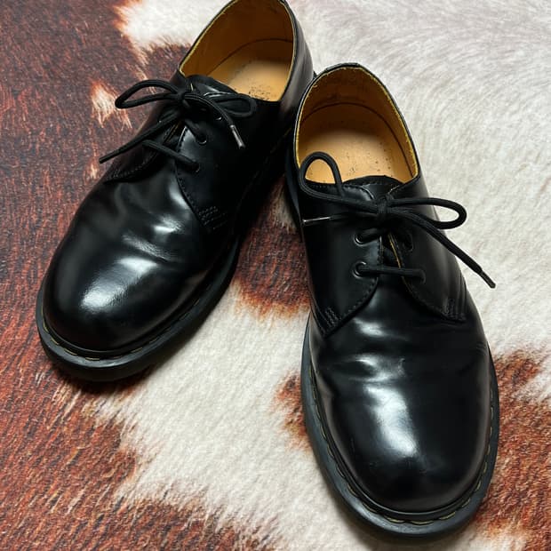 [270] 닥터마틴 1461 블랙 스무스레더 42