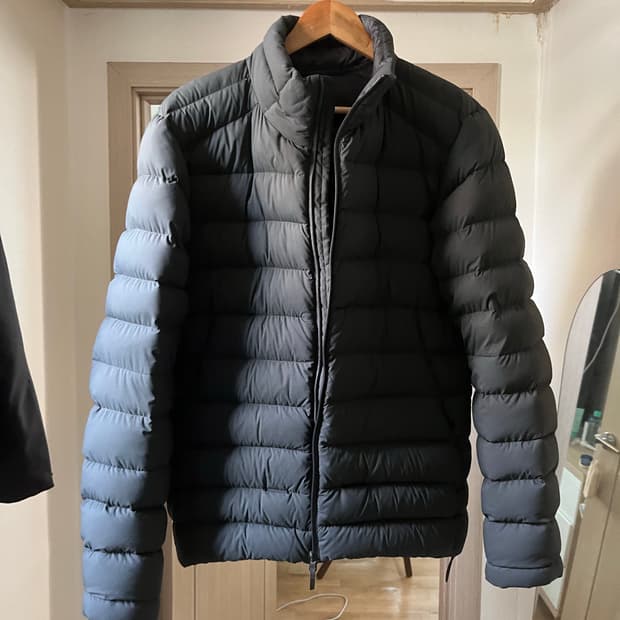 베일런스 아크테릭스 경량패딩