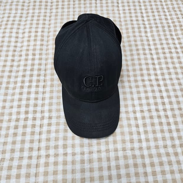 CP컴퍼니 볼캡 모자
