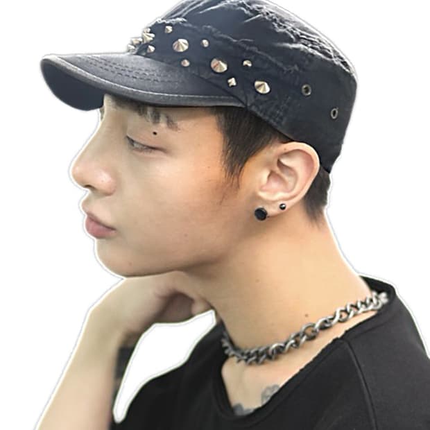 세인트스코트런던 메탈스터드 장식 워싱캡