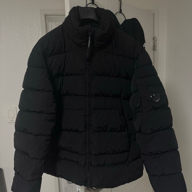 CP컴퍼니 에코크롬R 패딩 52사이즈