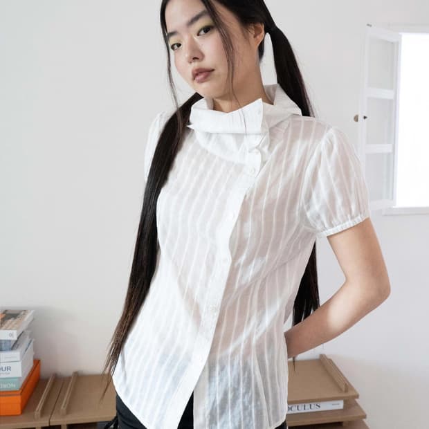 온스카 뉴진스 민지 블라우스 화이트