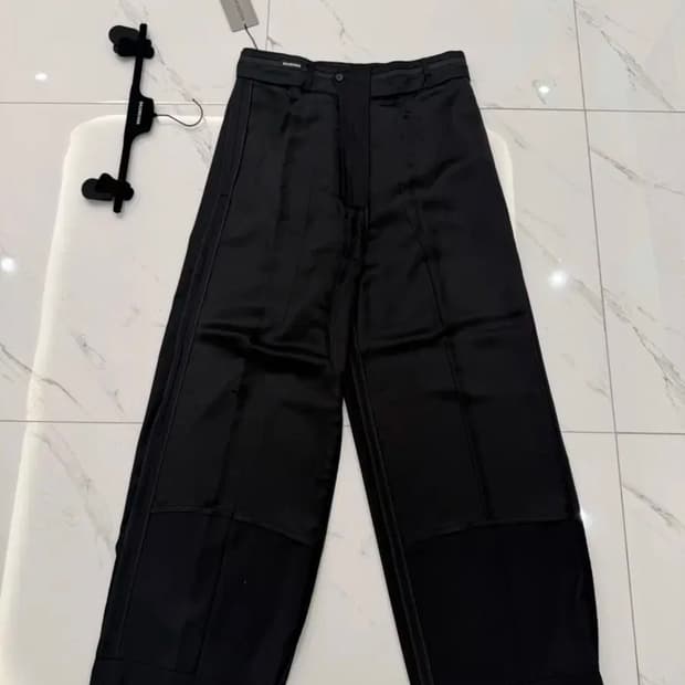 발랜시아가 인사이드아웃 와이드슬렉스