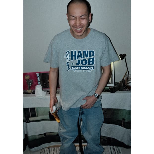 00’s NC-17 Handjob 티셔츠