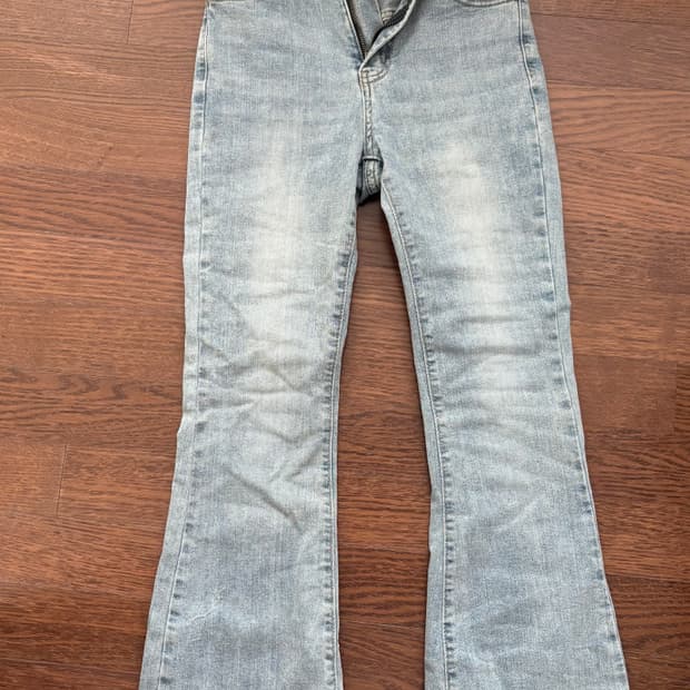 부츠컷 데님 팬츠