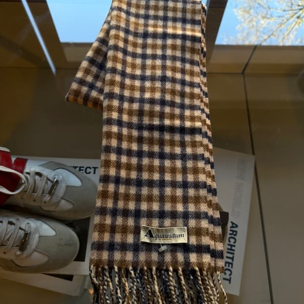 아쿠아스큐텀 램스울 머플러