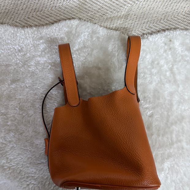 미니멀 버킷백 토드백