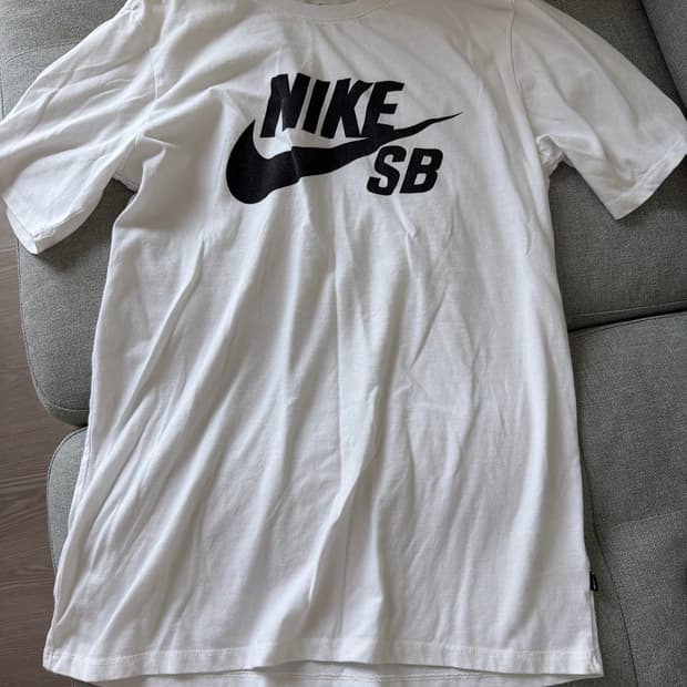 Nike SB 반팔