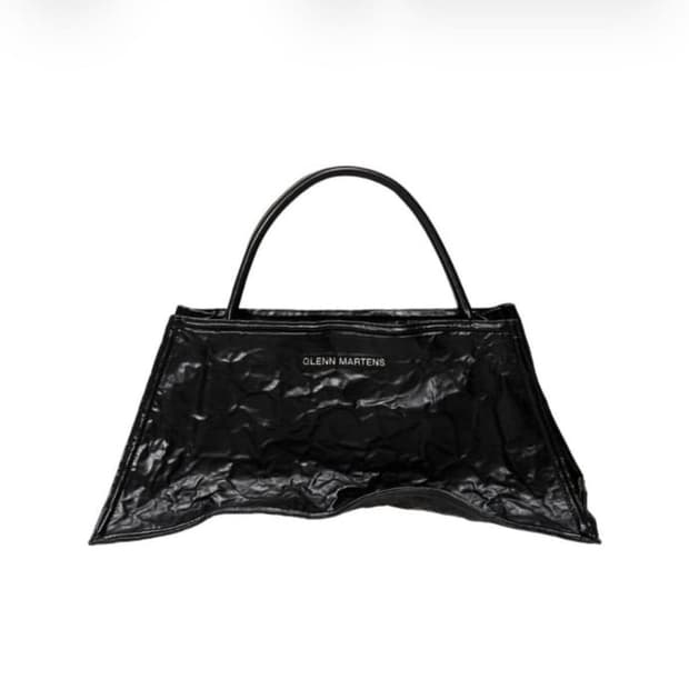 H&M 글렌마틴스 숄더백 블랙