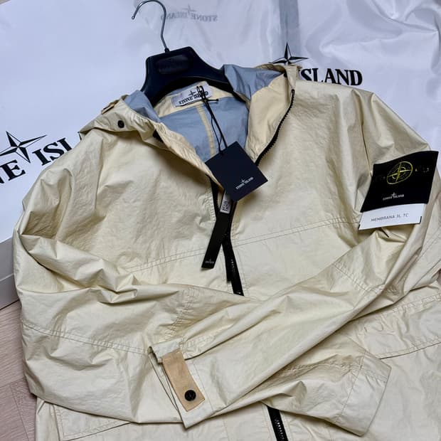 스톤아일랜드 멤브레인 3L TC 아이보리 XL 새상품