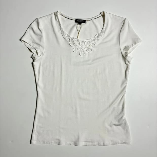 버버리 00's 플로럴 레이스 화이트 반팔 티셔츠 R2995