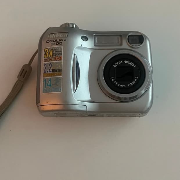 니콘 쿨픽스 3100(오늘만 이가격)