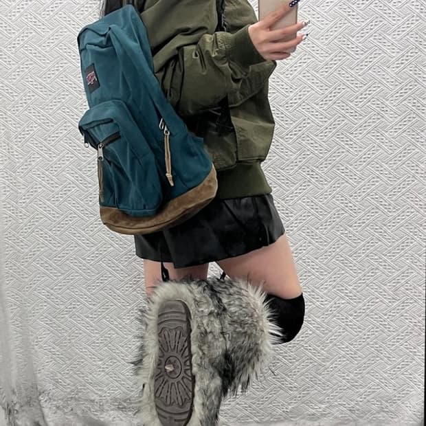 잔스포츠 Y2K 00's 스웨이드 그린 백팩 C08597