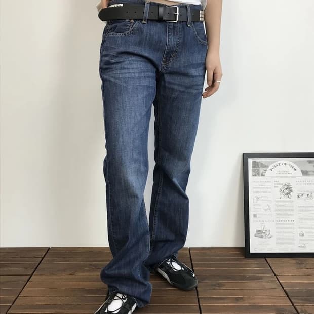 Levi’s 527 Flare Denim Pants