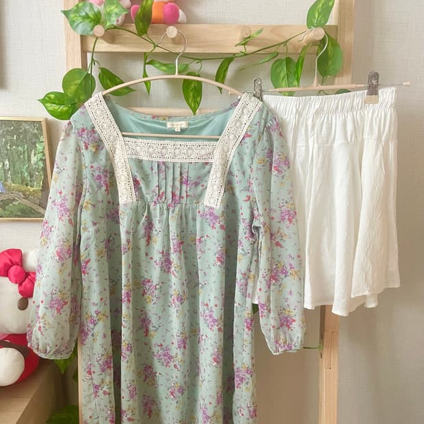 모리걸 빈티지 민트코어 플라워 블라우스🩵🌸🌷