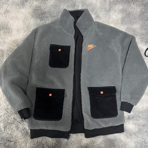 나이키 리버시블 후리스자켓 100사이즈