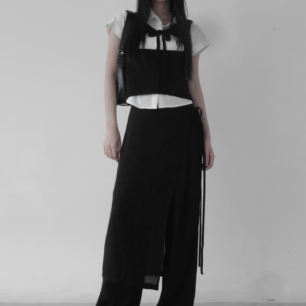 므넴 써머 랩스커트