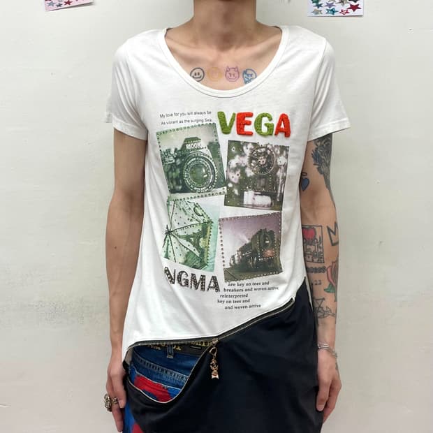 Vega photo zipper detail T-shirt