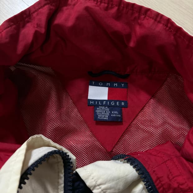 타미힐피거 바람막이