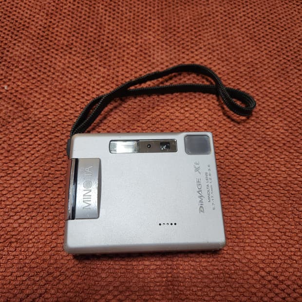 미놀타 디미지 xt