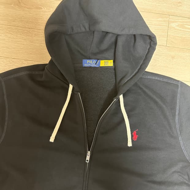 폴로 후드집업