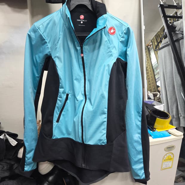 카스텔리   자전거  유니폼