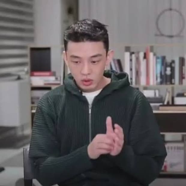 이세이미야케 옴므 플리츠 후드 블랙