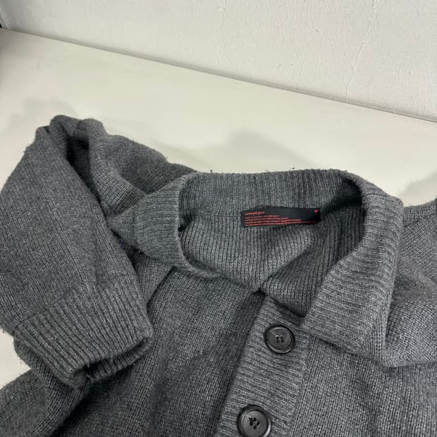FREE 꼼파뇨 그레이 오버핏 헤비 가디건