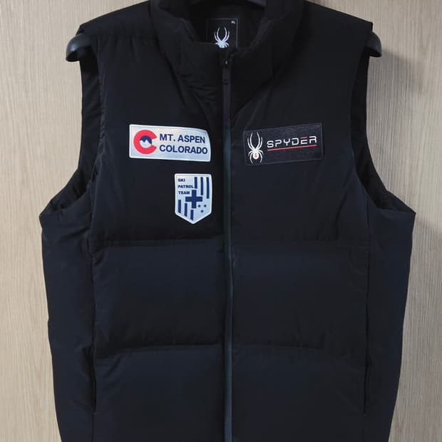 (착샷) 스파이더 베스트 패트롤 다운 패딩 조끼