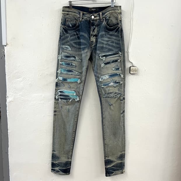 아미리 디스트레스드 이펙트 진