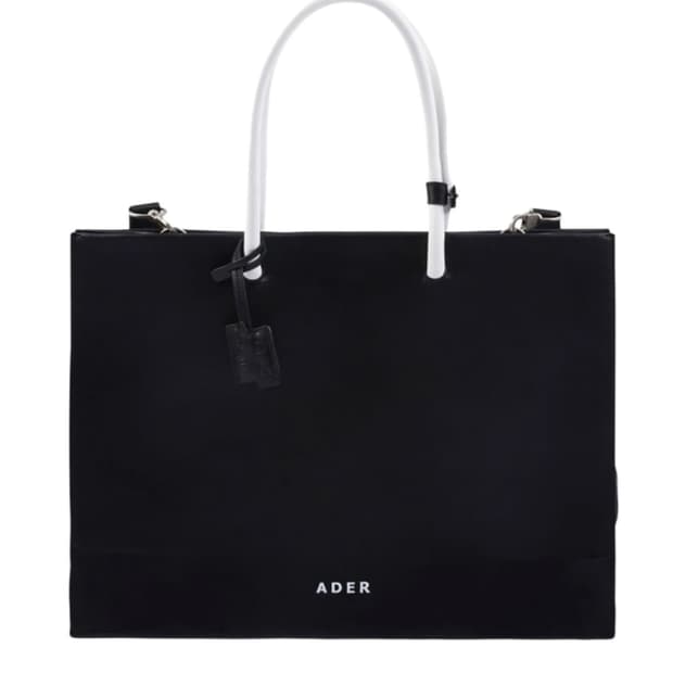 아더에러 쇼퍼백 느와르 팝니다