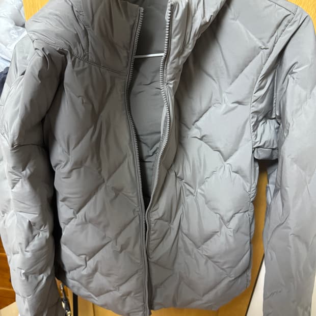 유니클로 경량패딩