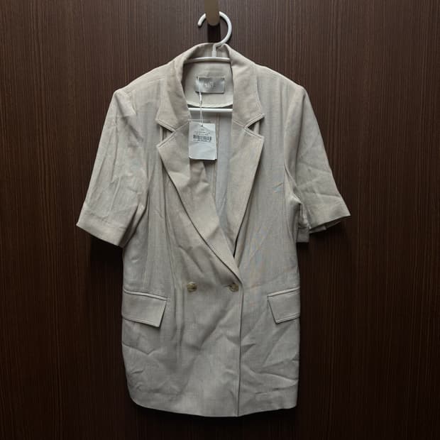 라인 반팔 자켓