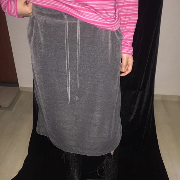 SHIPS Days 미디 스커트