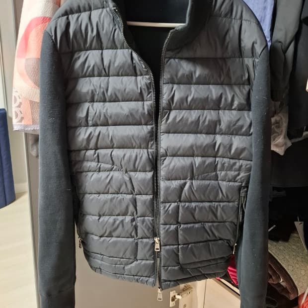 몽클레어 니트패딩