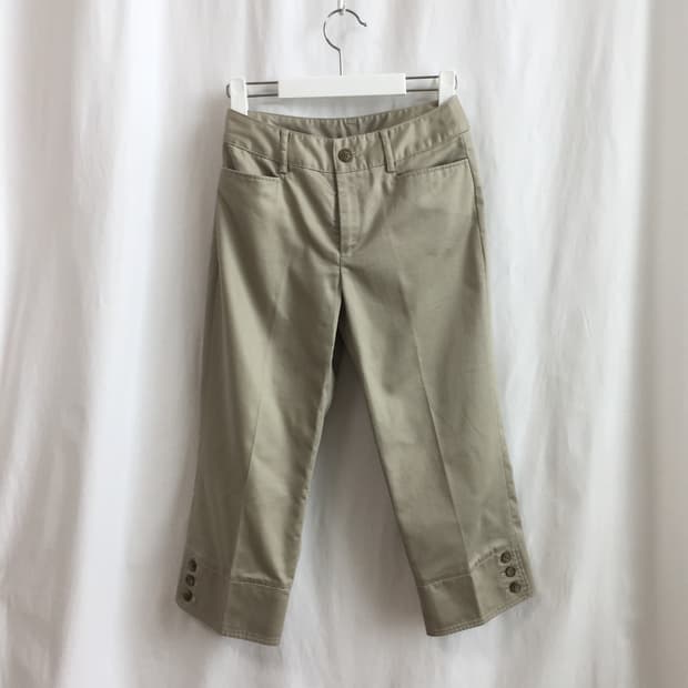 버튼 카프리 팬츠 Button Capri Pants