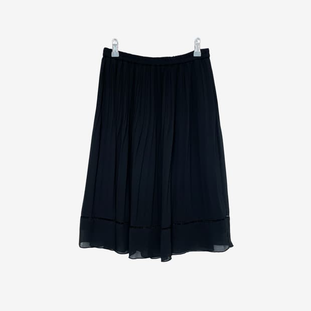 Punching Hem Pleated Midi Skirt - Black 상품이미지1