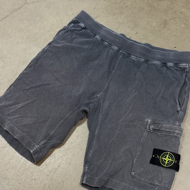 L 스톤아일랜드 그레이 반바지