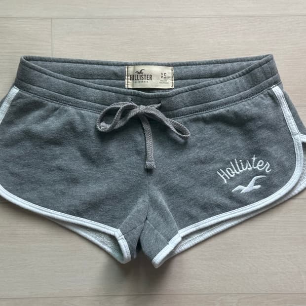 홀리스터 여성 트레이닝 반바지 XS 그레이