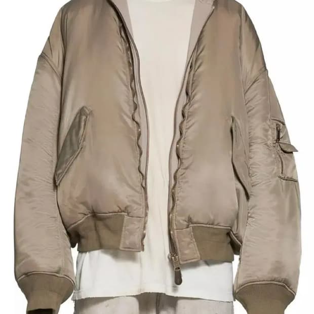 [3] 발렌시아가 파리스 올 인 후드 봄버 베이지